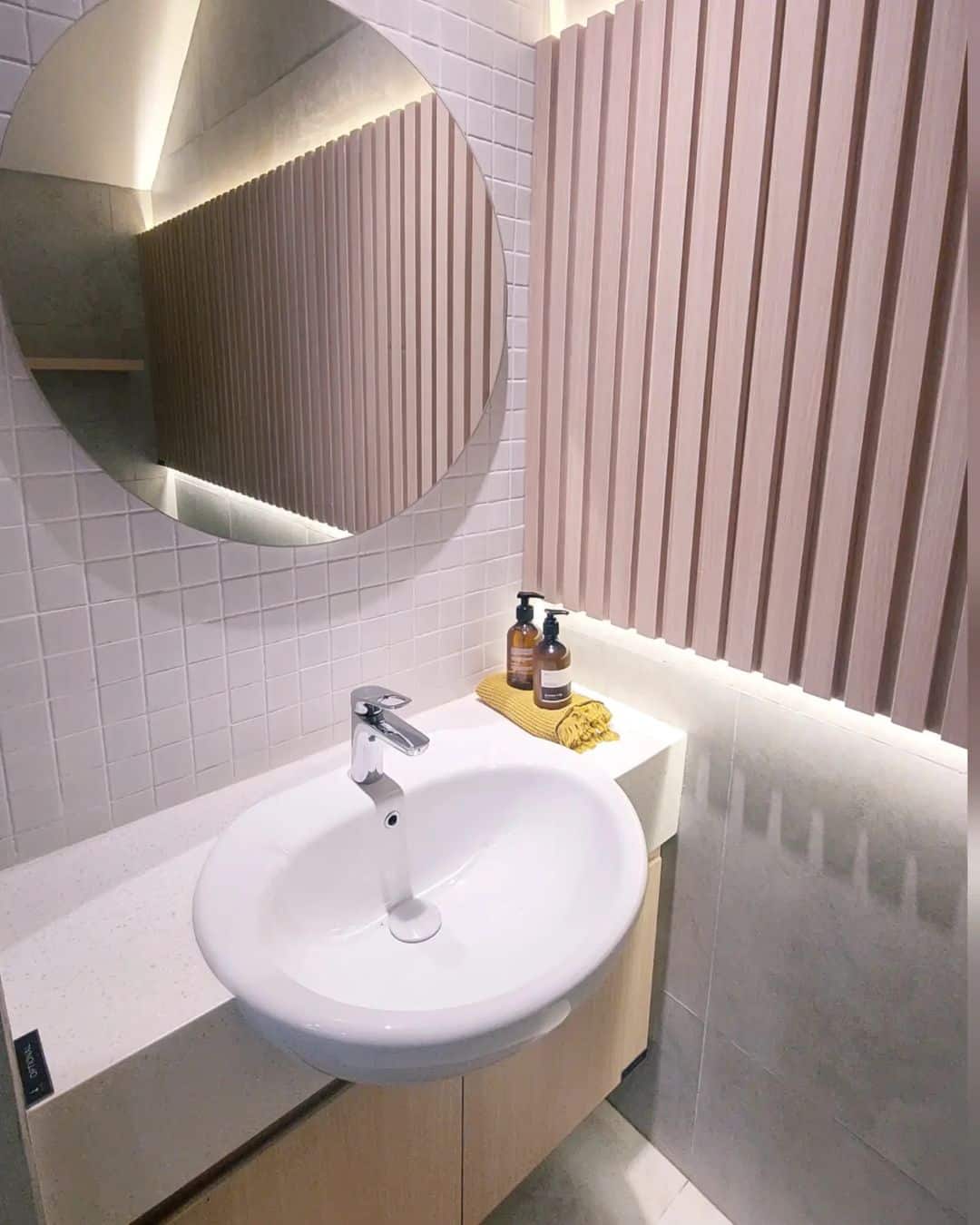 Produksi Furniture Bathroom di Mazenta Bintaro 01